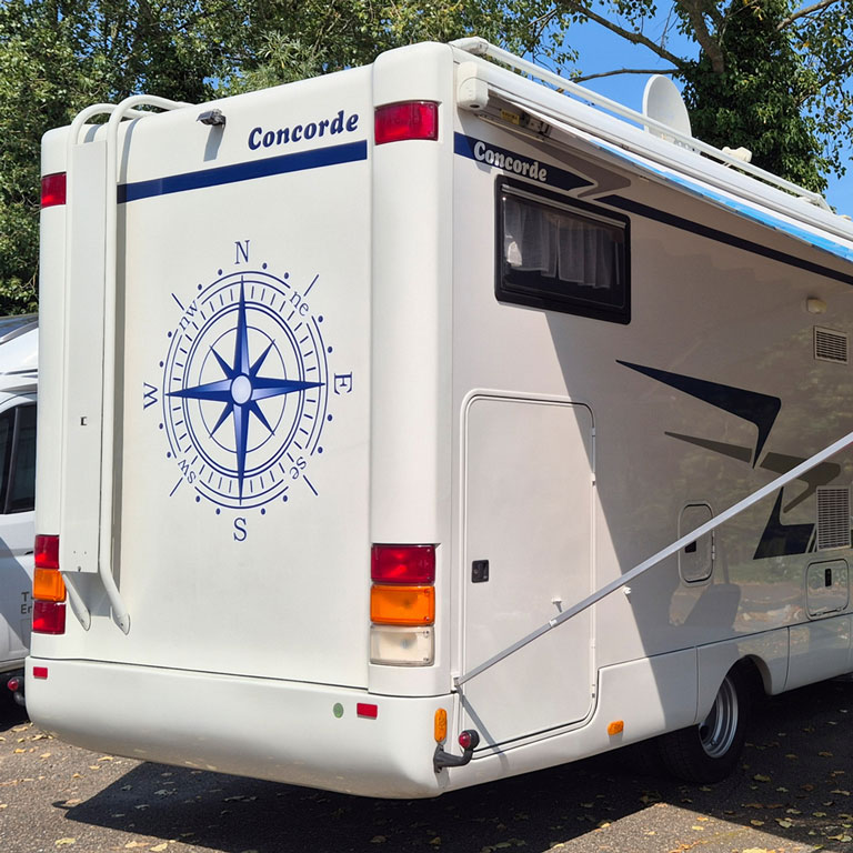 Kundenbild Wohnmobilaufkleber Kompass