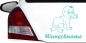 Preview: Babyaufkleber fürs Auto mit niedlichem Jungen und Wunschnamen