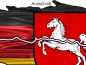 Preview: Die Flagge von Niedersachsen zum Aufkleben - Ansicht Ausschnitt