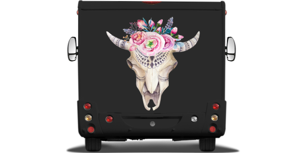 Preview: aufkleber Blumenschmuck mit Totenkopf auf Heck von dunklem Wohnmobil oder Wohnwagen