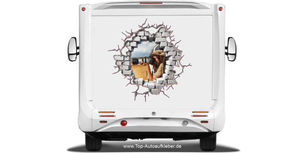 Auto Aufkleber 3D Loch in der Mauer mit Eigenem Foto auf dem Heck von Wohnmobil oder Wohnwagen
