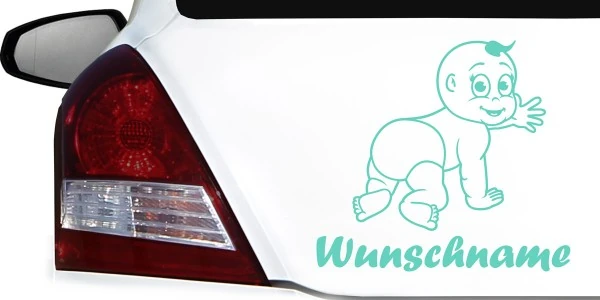 Babyaufkleber fürs Auto mit niedlichem Jungen und Wunschnamen