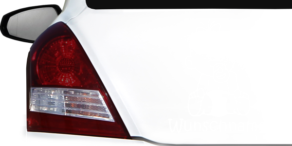 Preview: Baby Autoaufkleber Mädchen mit Schnuller Preview: Baby Autoaufkleber Mädchen mit Schnuller