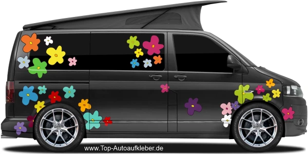 Hippie Flower Power Blumenaufkleber Set auf Fahrzeugseite von dunklem Camper
