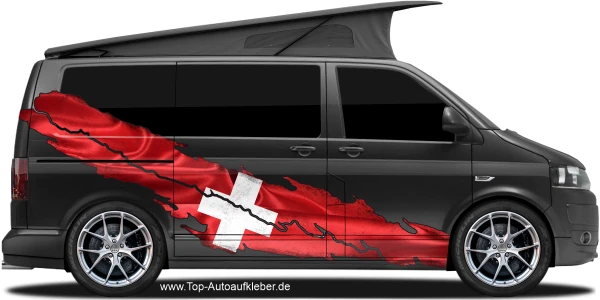 Klebefolie für Wohnmobil Schweiz auf Fahrzeugseite von dunklem Camper Van