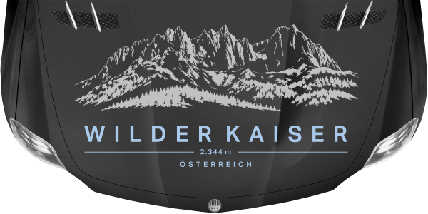 Preview: Wohnmobilaufkleber Wilder Kaiser auf dunkler Motorhaube