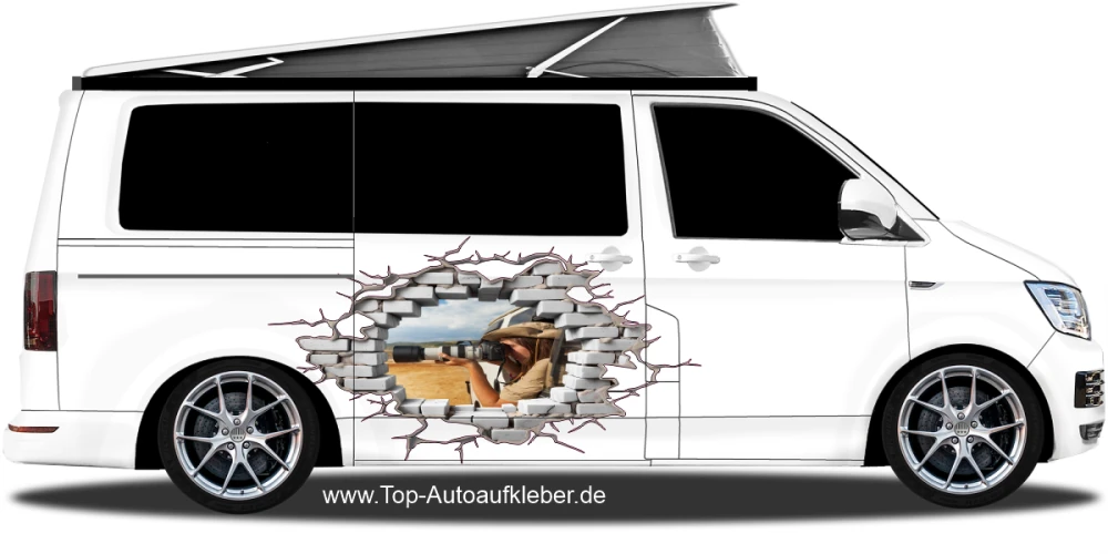 Auto Aufkleber Loch in der Mauer mit Eigenem Foto auf Fahrzeugseite von Camper