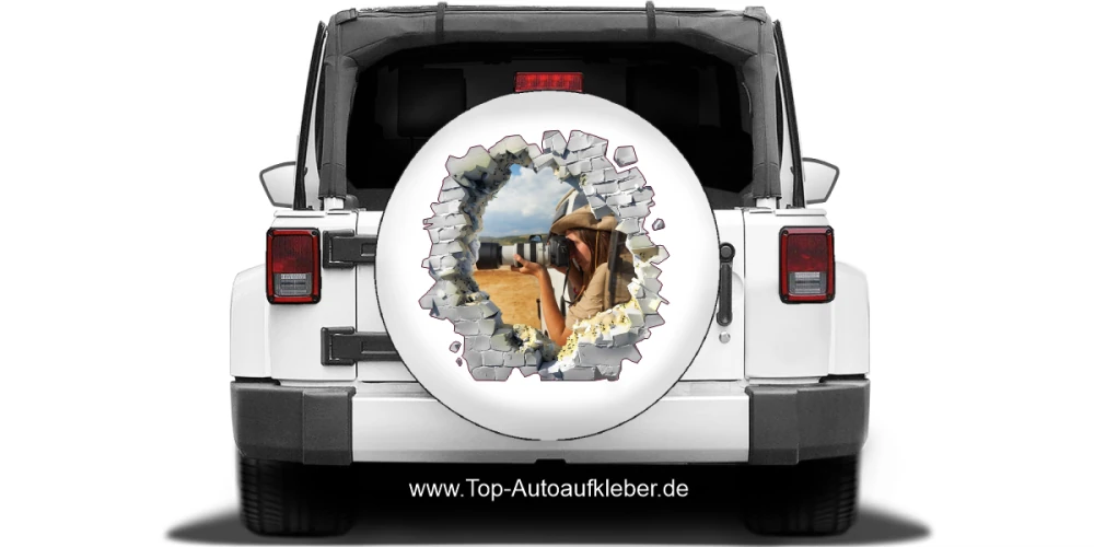 Aufkleber Loch in der Wand mit Eigenem Foto auf Heck von einem Jeep
