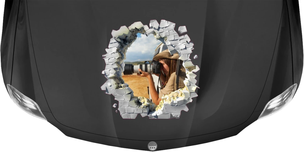 Aufkleber Loch in der Wand mit Eigenem Foto auf Motorhaube