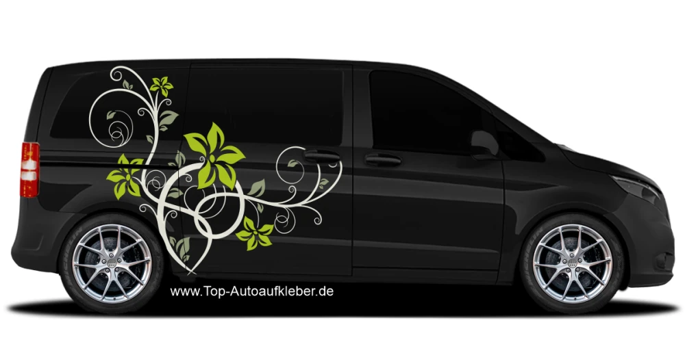 Autoaufkleber Blumenornament auf dunklem Camper