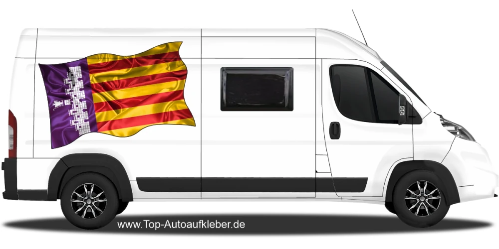 Autoaufkleber Fahne von Mallorca auf Fahrzeugseite von Wohnmobil oder Kastenwagen