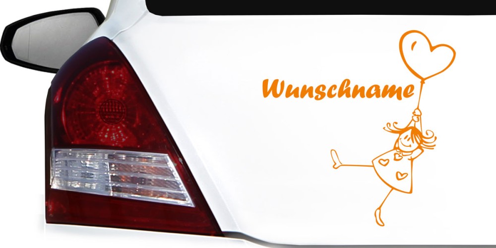 Fröhliches Mädchen mit Luftballon als Autoaufkleber mit Wunschnamen