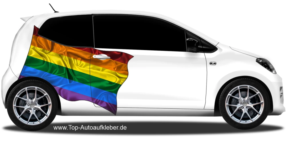 Autoaufkleber Regenbogen Fahne auf Fahrzeugseite von Kleinwagen