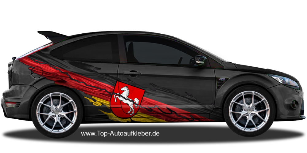 Flagge von Niedersachsen als Autoaufkleber auf Fahrzeugseite von dunklem PKW
