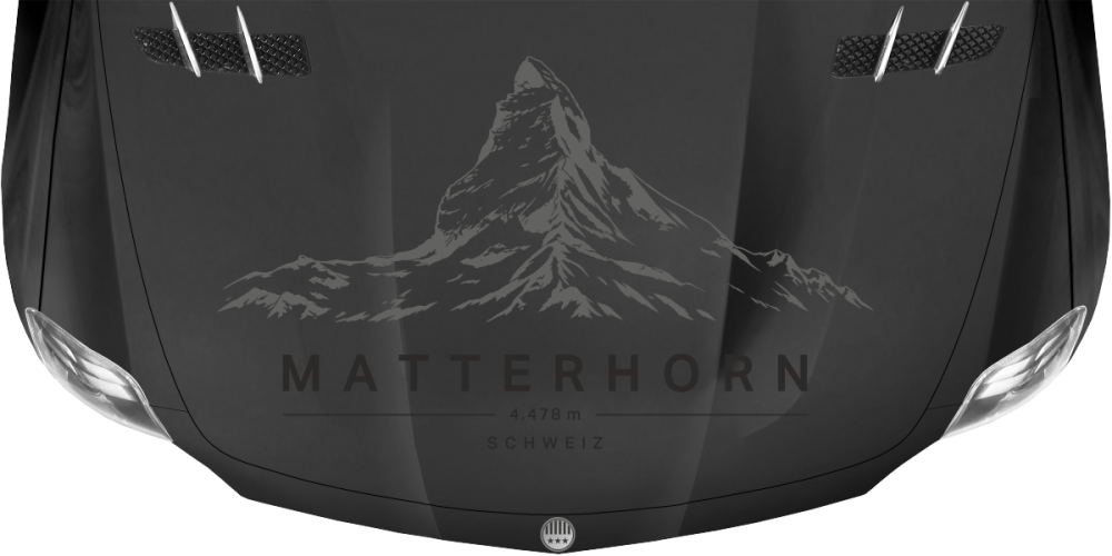 Wohnmobilaufkleber Matterhorn auf dunkler Motorhaube