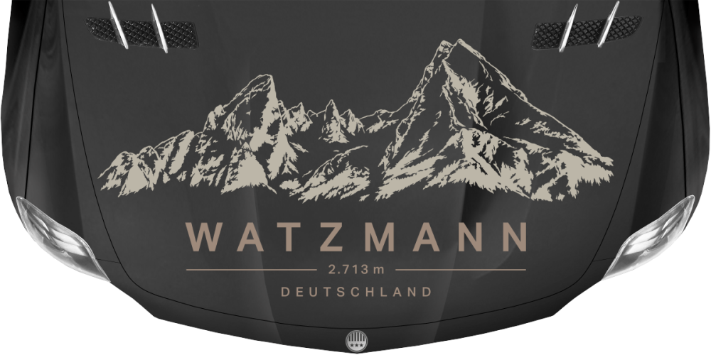 Wohnmobilaufkleber Watzmann auf dunkler Motorhaube