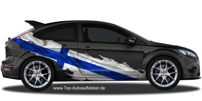 Flagge von Finnland als Autoaufkleber auf Fahrzeugseite von dunklem PKW