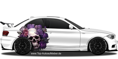 Autoaufkleber Rosen Totenkopf auf hellem Sportwagen
