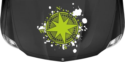 Autofolie für die Motorhaube mit Kompass auf dunkler Motorhaube