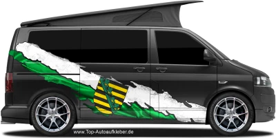 Wohnmobil Aufkleber Flagge Sachsen auf Fahrzeugseite von dunklem Camper Van